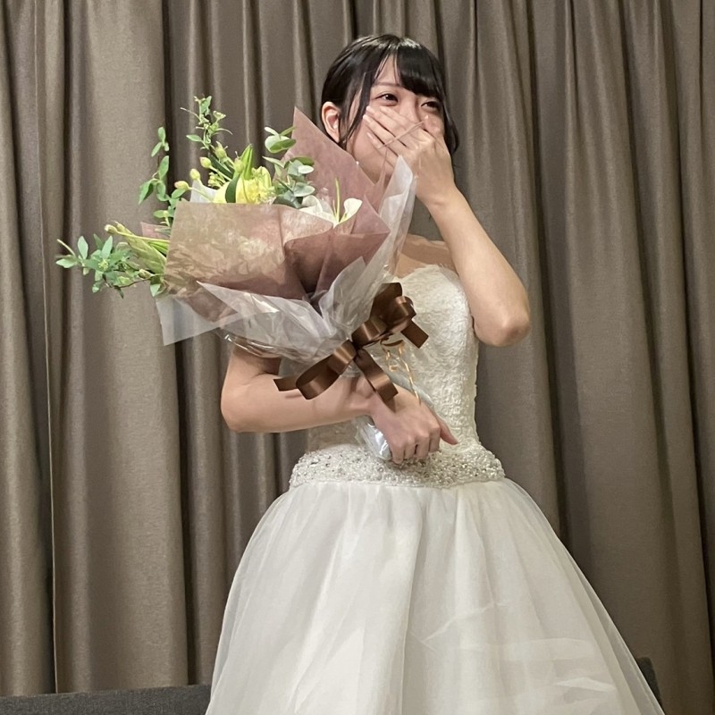 FC2-PPV-3237415 – [Finally on sale] Erika-chan's tearful graduation wedding!  – Challenge the reward at the fan thanksgiving personal photo session!  – Pre-sale version with photo book! – EP 3