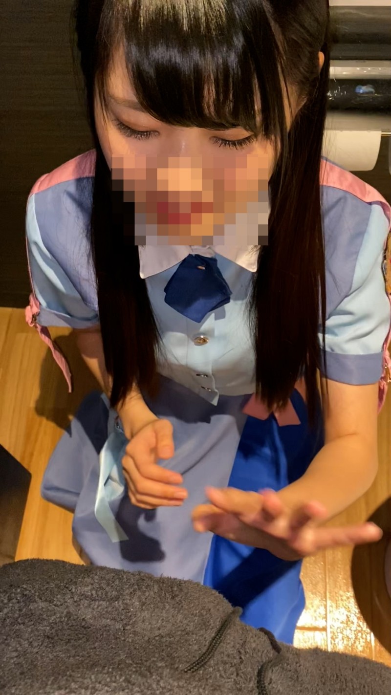 FC2-PPV-1380927 – ●Limited sale ●Leaked personal photography K② Idol Hiding behind idol activities and enjoying youth (leaked smartphone data) Ohinasama!